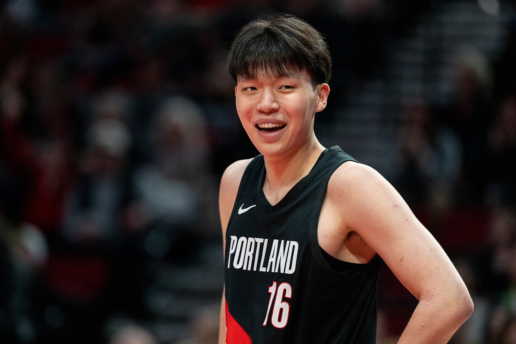 完美体育app-😲NBA&amp;G联盟双线狂飙？没错！杨瀚森要打两个季后赛！