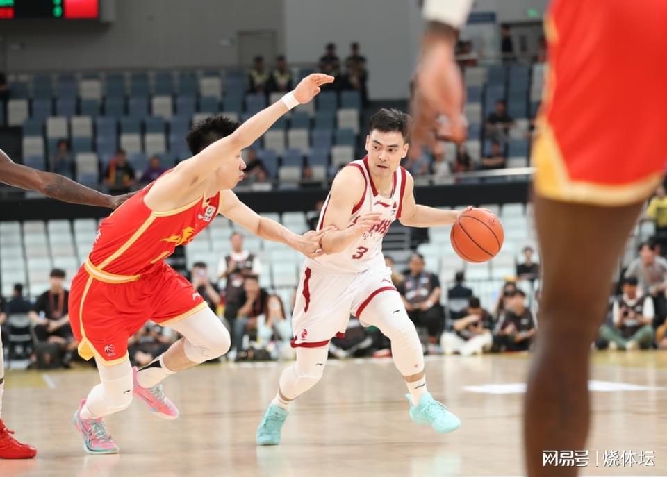 完美体育下载-CBA季后赛：山西客场掀翻卫冕冠军，深圳男篮主场大胜浙江稠州